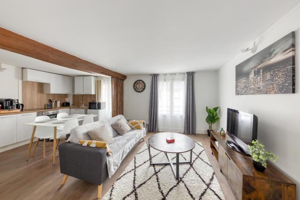 Charmant T3 En Duplex Saint-Brice-sous-Foret Exterior photo